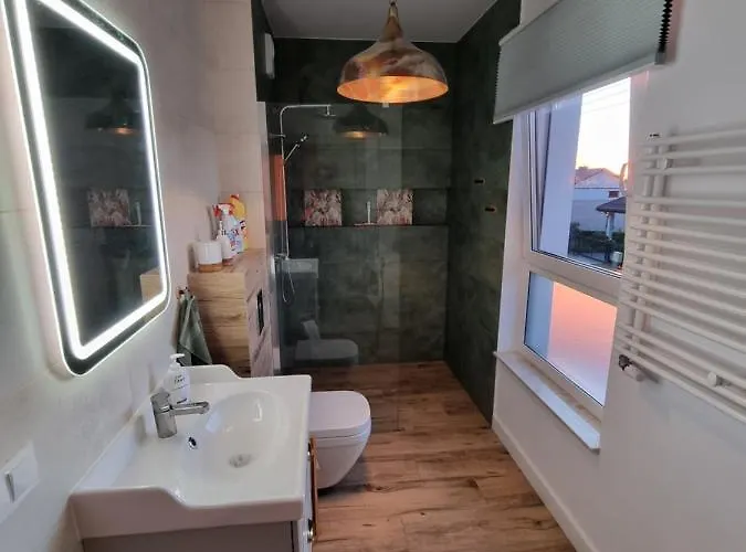 Lägenhet Komfortowy Przy Lesie *